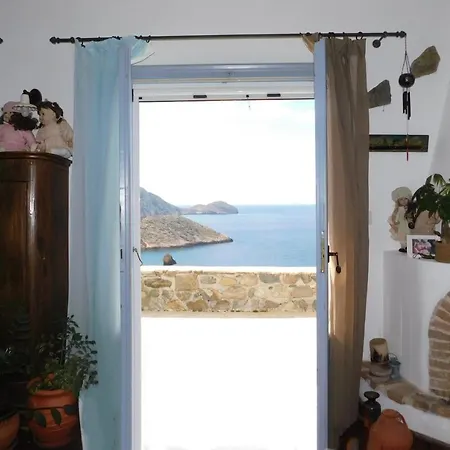 C & C _ Cycladic House With Endless Sea View 度假居
