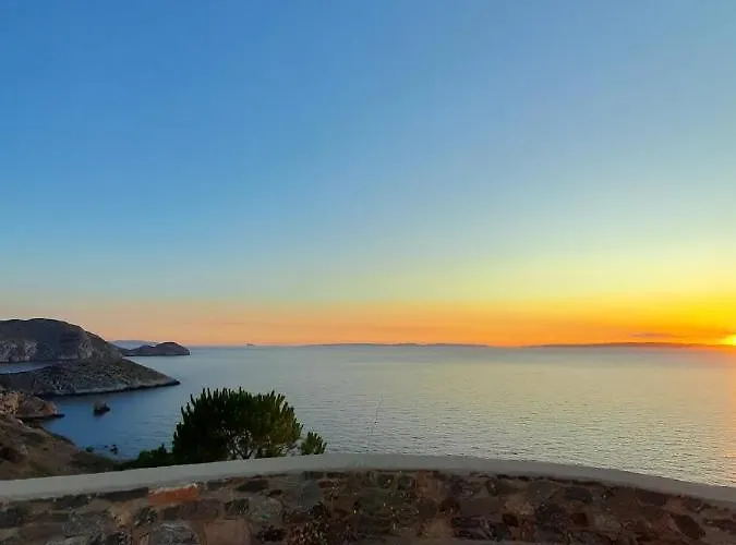 Semesterbostad C & C _ Cycladic House With Endless Sea View *