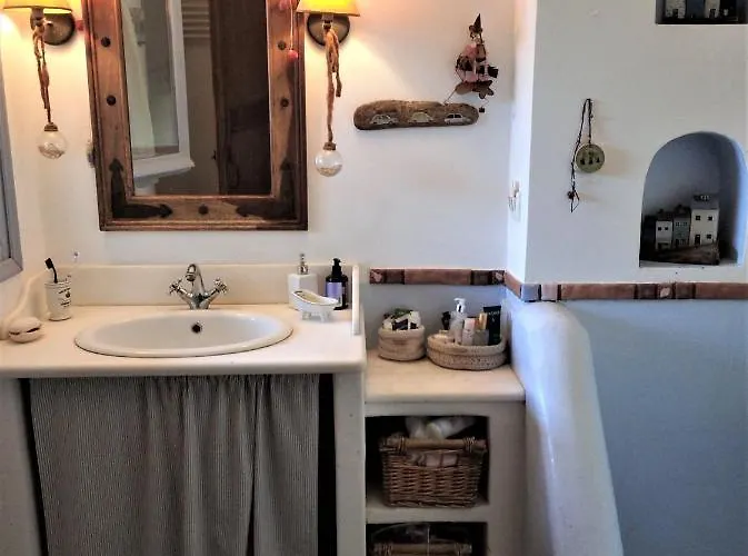 C & C _ Cycladic House With Endless Sea View *