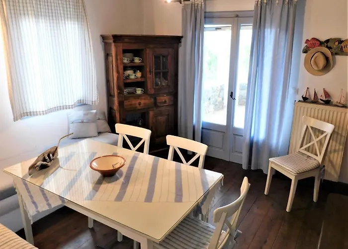 C & C _ Cycladic House With Endless Sea View Holiday home Ermoupoli