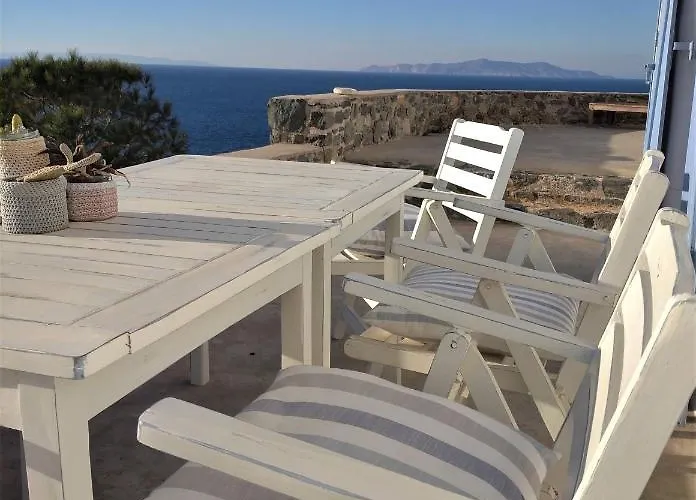 C & C _ Cycladic House With Endless Sea View Holiday home