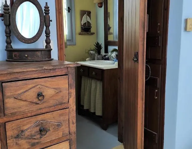 C & C _ Cycladic House With Endless Sea View Сasa de vacaciones *