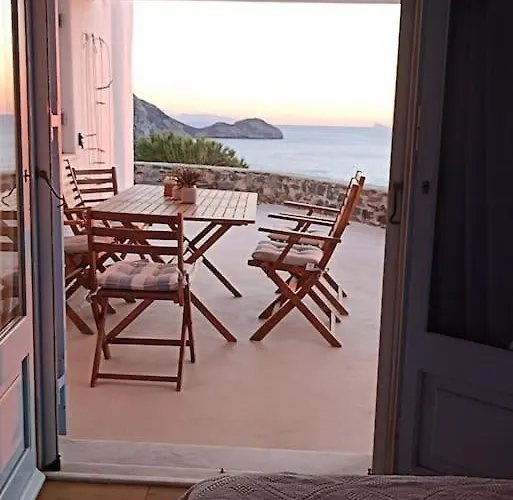 C & C _ Cycladic House With Endless Sea View